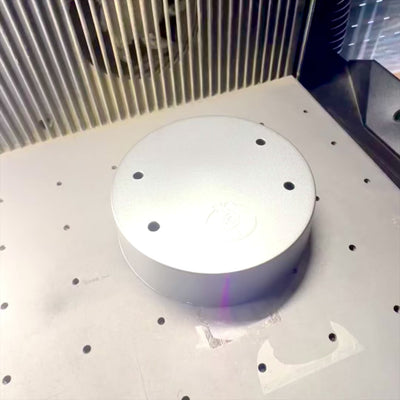 Magnetisch perpetuum-mobilependel met gravure