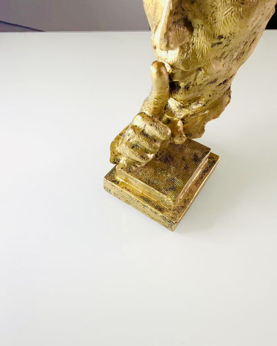 Reflectieve Man – Abstract Beeldhouwwerk in Moderne Stijl