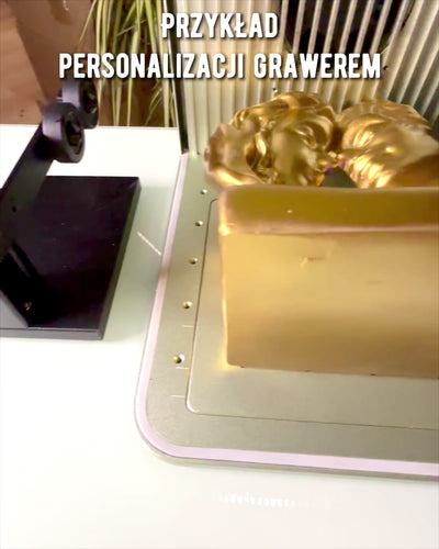 "Złote Złączenie" figuur - 13,5 cm hoog, Decoratief met Graveeroptie