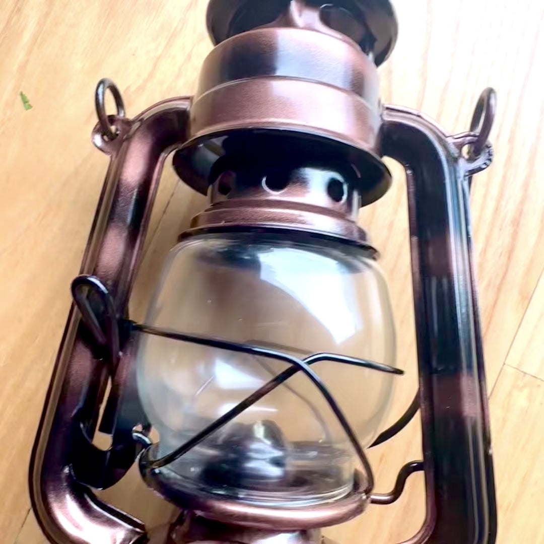 Stijlvolle retro scheepsolielamp DT245F met mogelijkheid tot personalisatie door gravure, ideaal als cadeau, gemaakt van glas en plaatmetaal, hoogte 19 cm, maritiem design