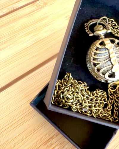 Zakhorloge "Rybia Łuska" met graveermogelijkheid als cadeau