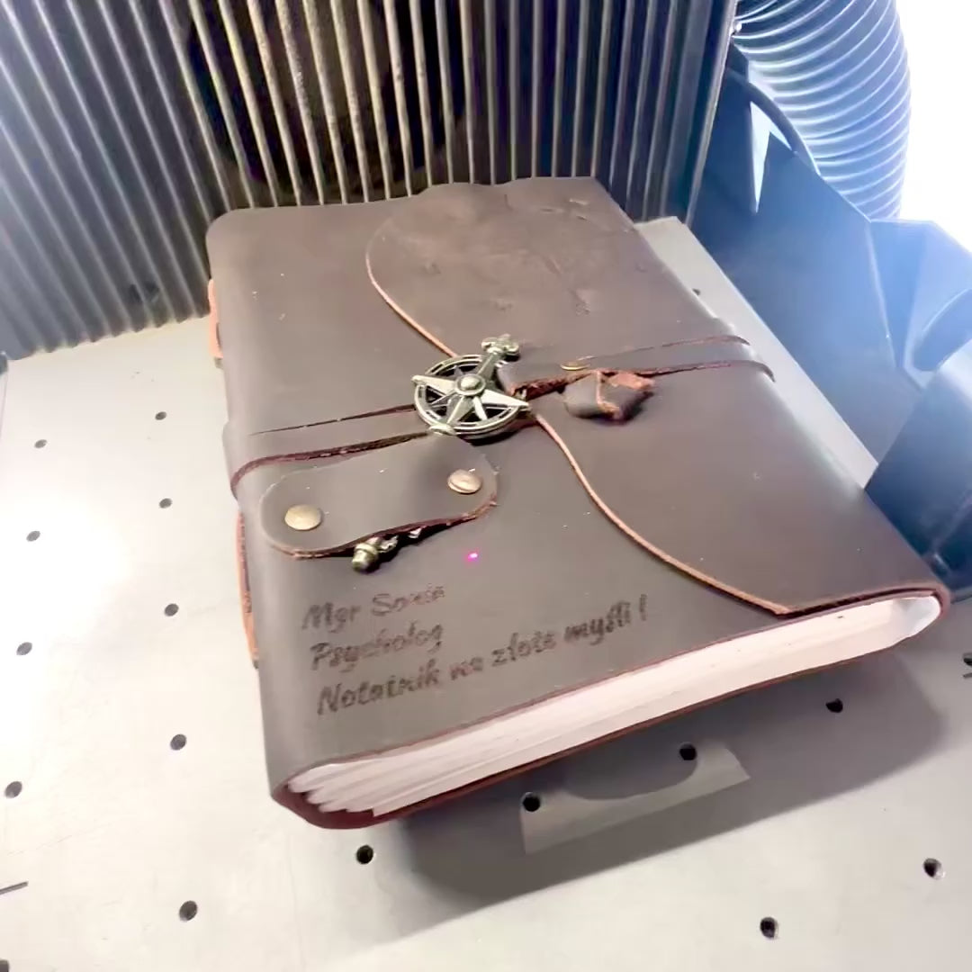 Retro leren notitieboek Kompasroos 200 pagina's met mogelijkheid tot personalisatie door gravure