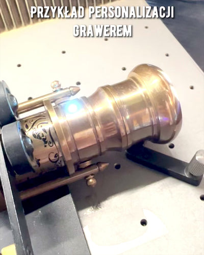 Navigatorstok 2.0 met kompas en verborgen telescoop, mogelijkheid tot personalisatie met gravure als cadeau