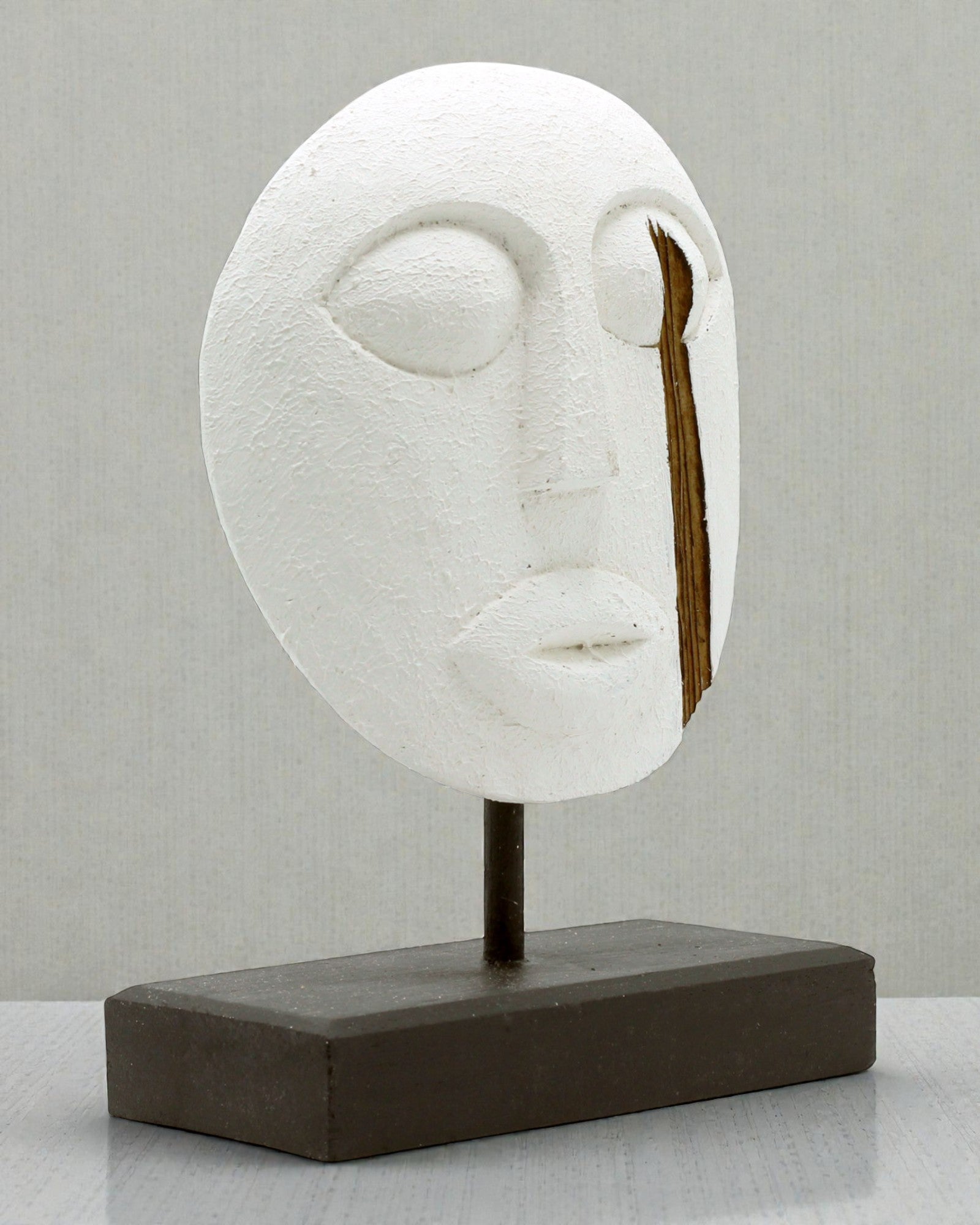 Timorees masker Beschermer van de Voorouders 27x20 cm – Wit