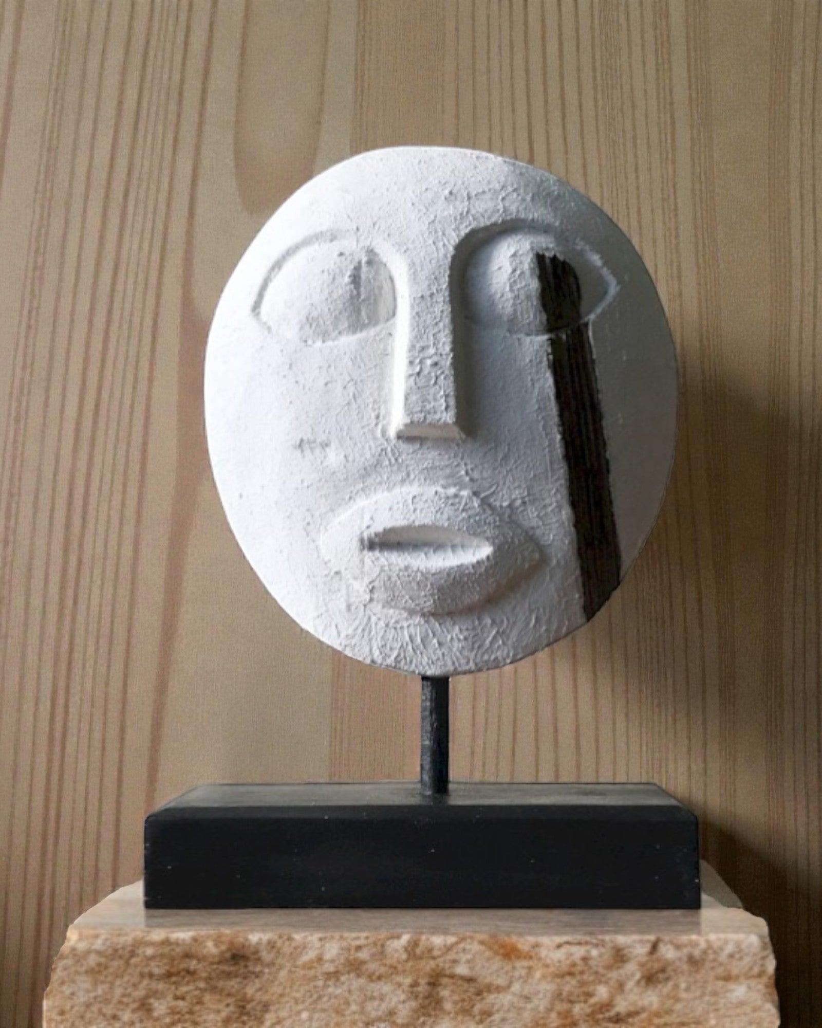 Timorees masker Beschermer van de Voorouders 27x20 cm – Wit